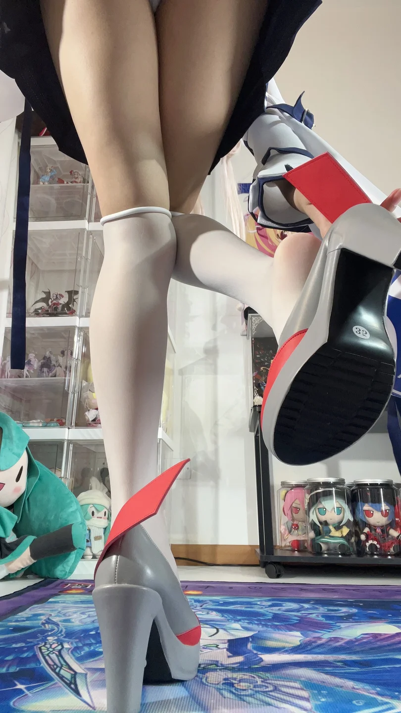 白栎Shirly_No_027_碧蓝航线·绫波_128P,26V_6_02GB01 tg@simisebaisi 【丝足阁】093.webp